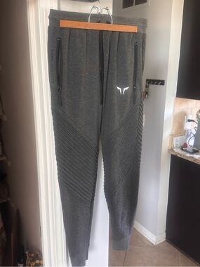 Men's Gray Performance Jogger Pants with Zip Pockets